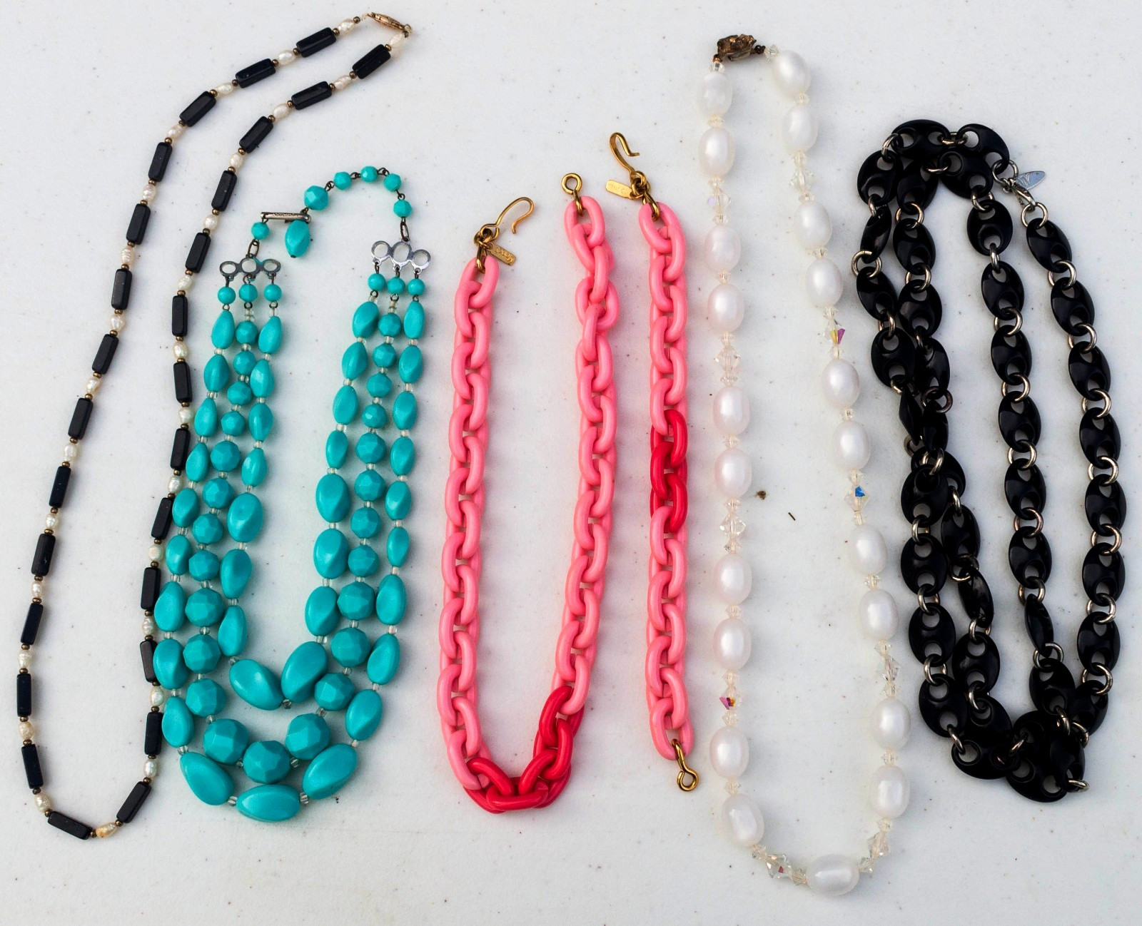 Vintage to Now Lot of 6 – 5 necklaces & 1 bracelet