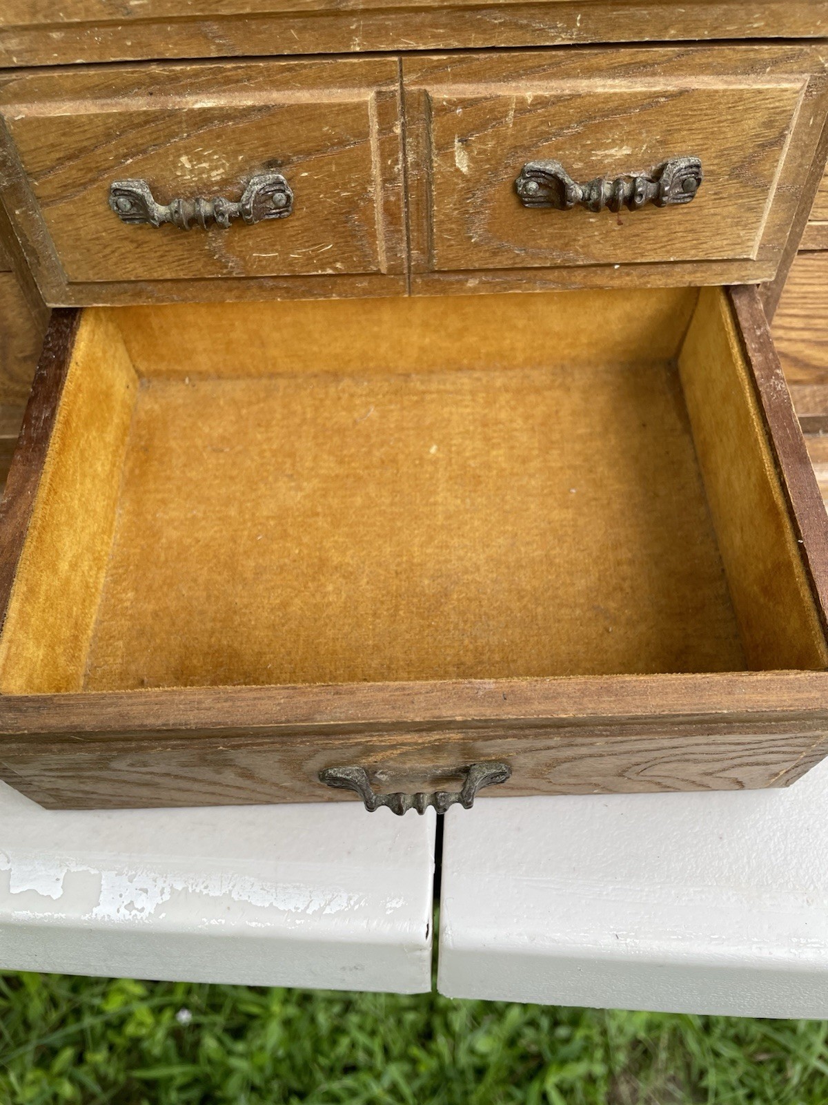 vintage wooden jewelry box
