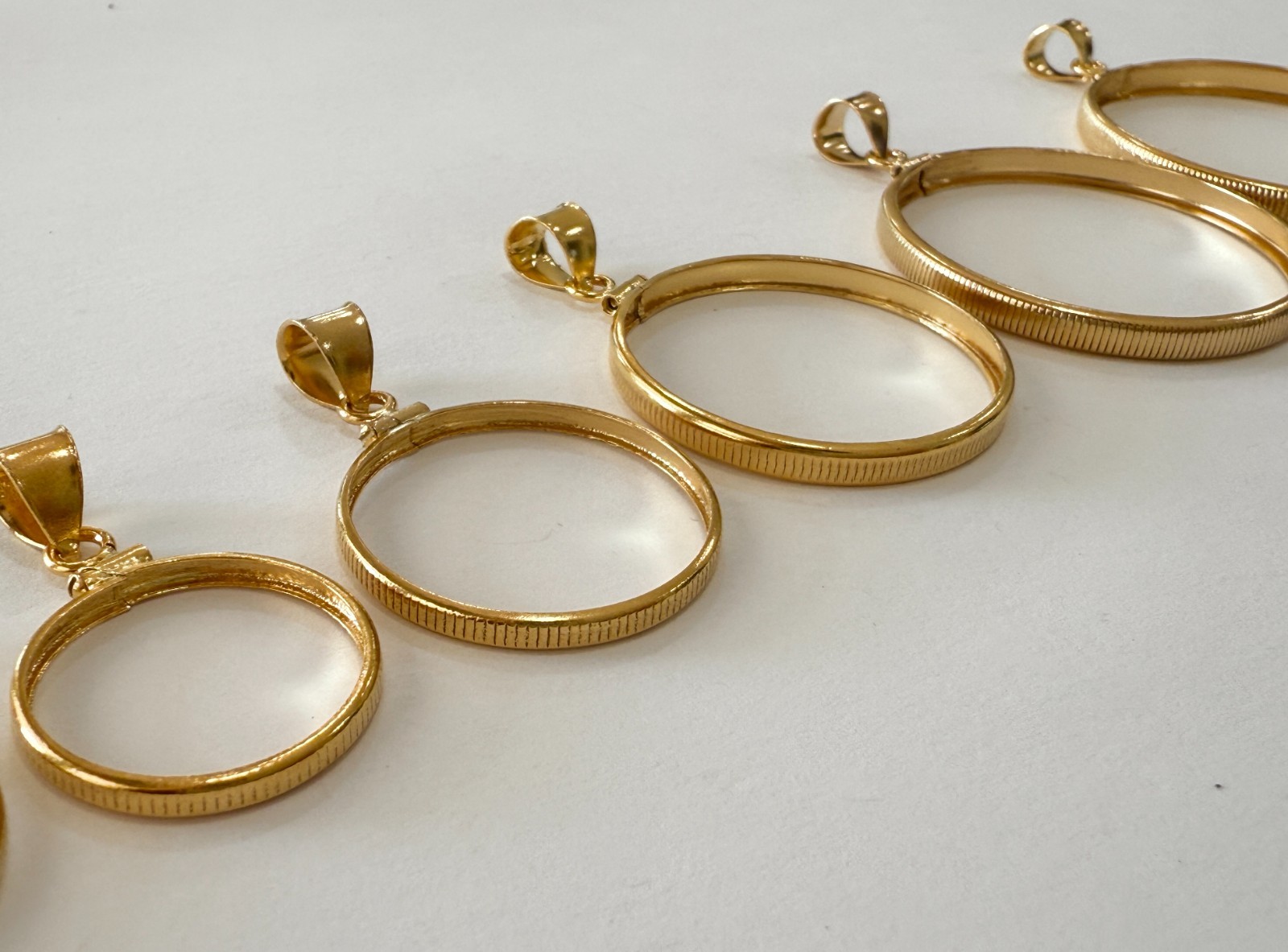 Authentic 14k Gold Filled Screw Top Bezel with Coin Edge 6 Sizes