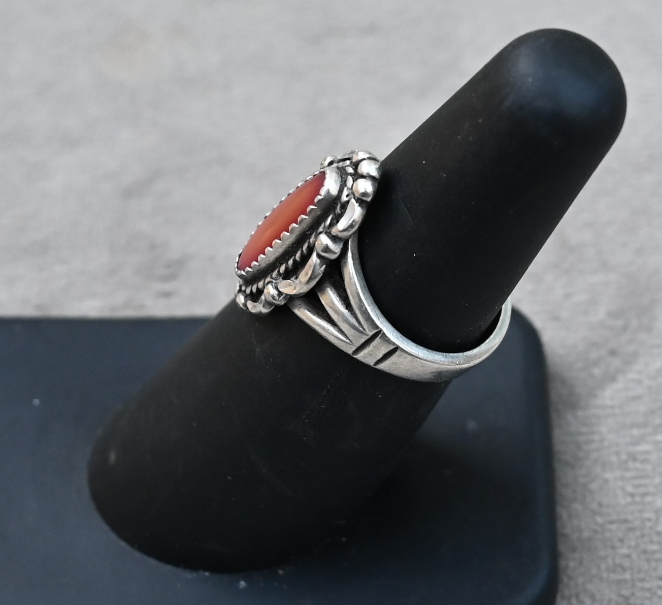 VTG Wheeler Manufacturing Sterling Silver Southwest Style Pink Agate Ring Sz 5.5