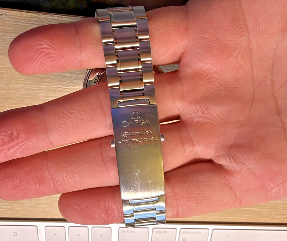 OMEGA Seamaster 2254.50 “Peter Blake”