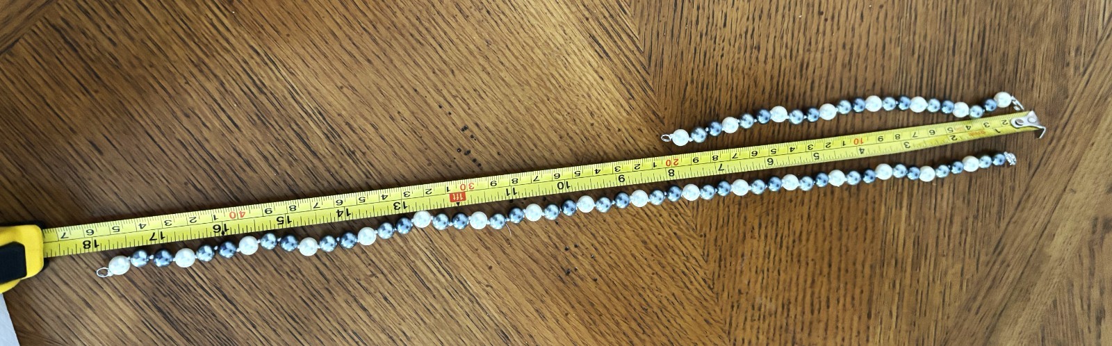 Brand new 18″ sea shell peral necklace+ bracelet gray and off white color set