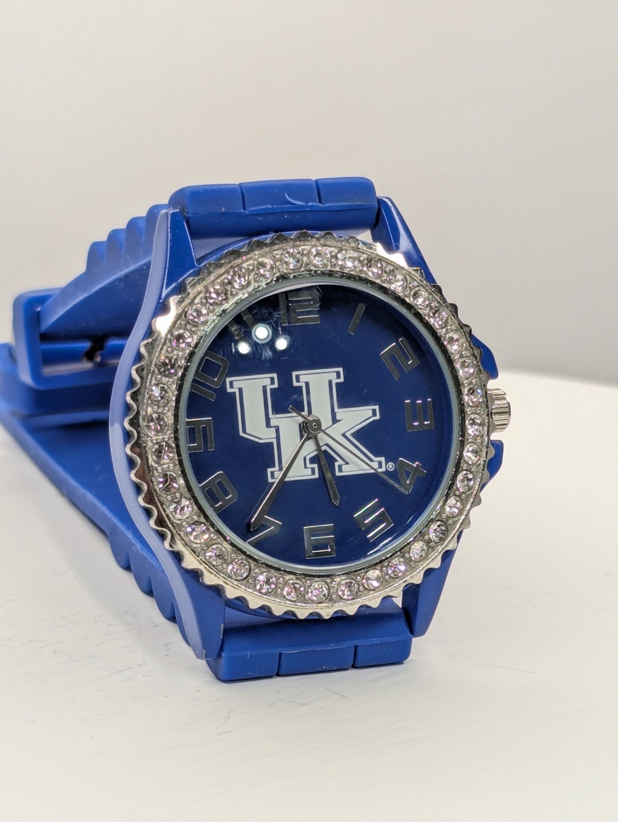 Women’s quartz wristwatch. UK, Game Day Outfitters. Working, new battery Maxell