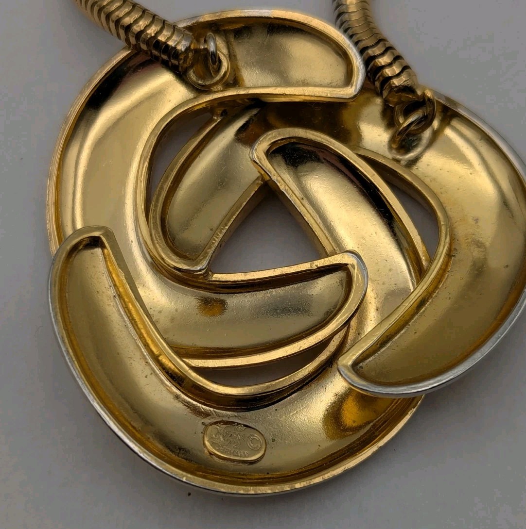 Vintage 1972 Grosse Germany Necklace Modern Statement Gold Tone 18.5 In