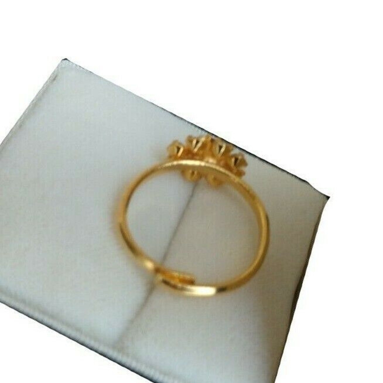 Vintage Ring Women’s Size 7 Adjustable Gold Toned White Stone Star Cosmos Halo