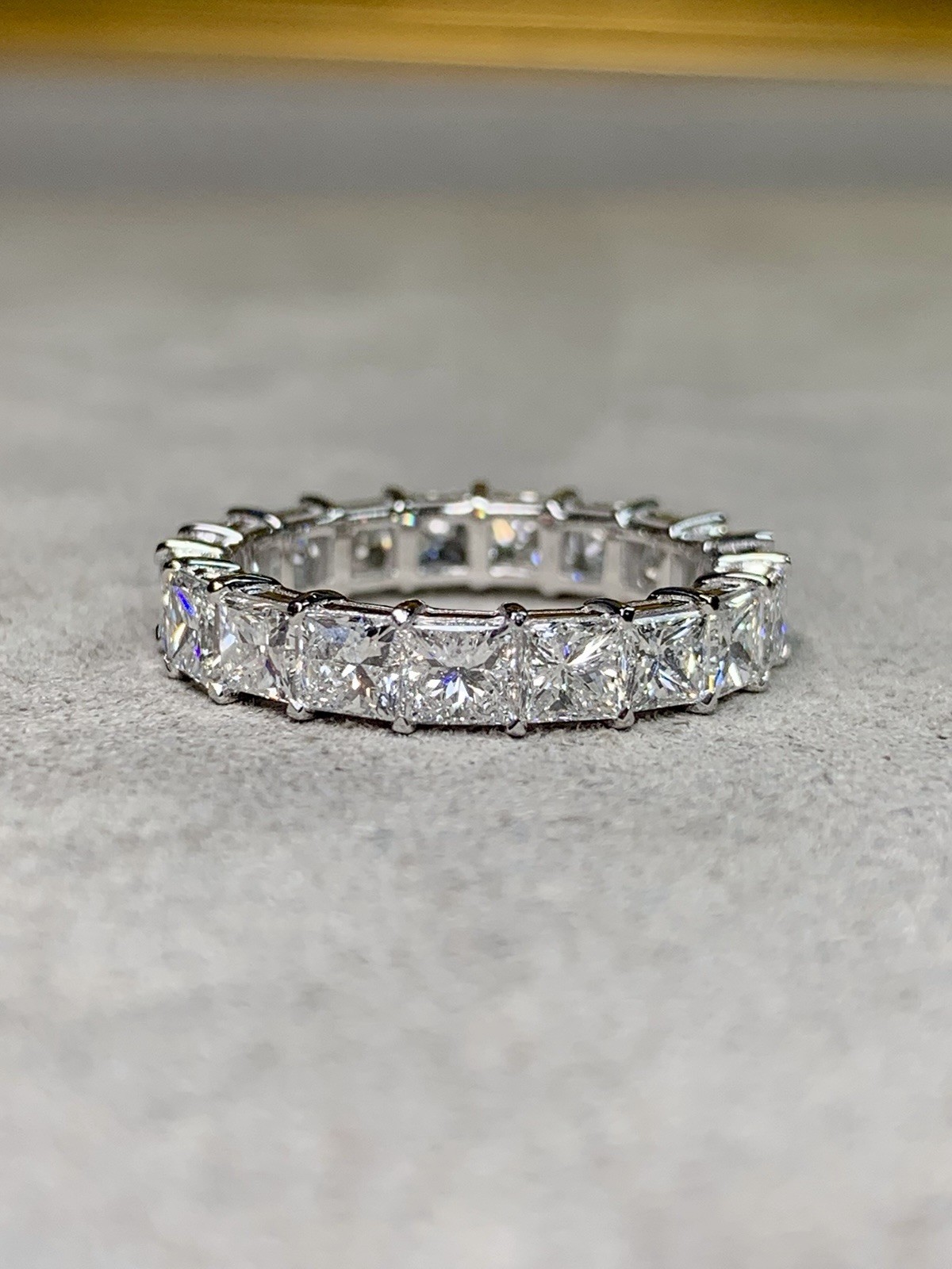 Estate Platinum Princes Diamond Shared Prong Eternity Band 4.4mm Sz 7 5.70ctw