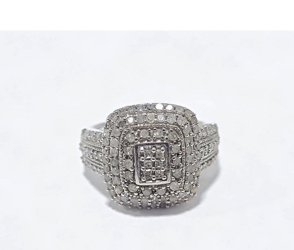 Natural Diamonds And 925 Silver Ring Size 7