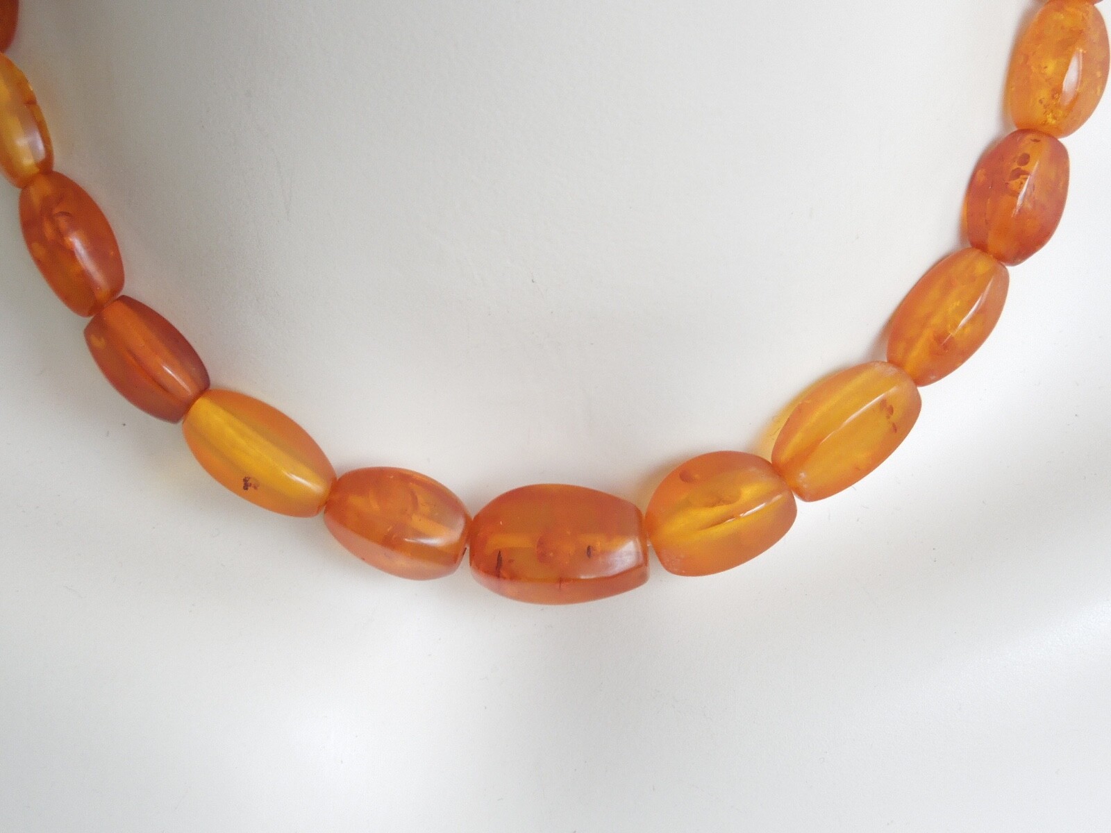 Honey Amber Necklace Stones Elongated 20.0 G/Approximately 40 Cm