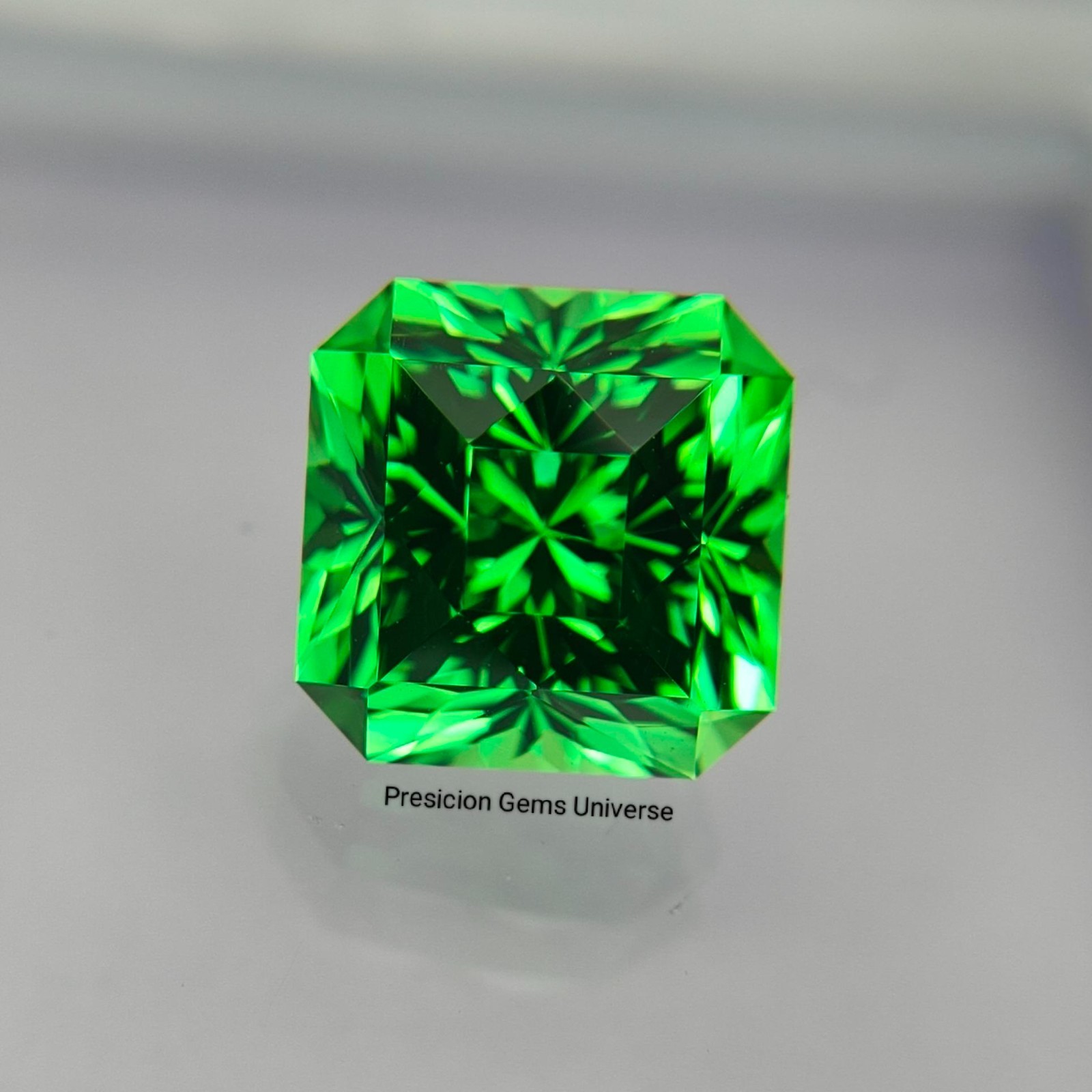 Precision Cut, 6.77 Ct Lab Green YAG Yttrium Aluminum Garnet, 9 MM Asscher Cut