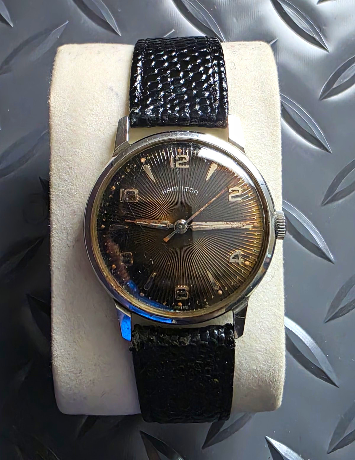 Hamilton Vintage 1950s Manual Mechanical Black Dial 32-35.9mm Leather