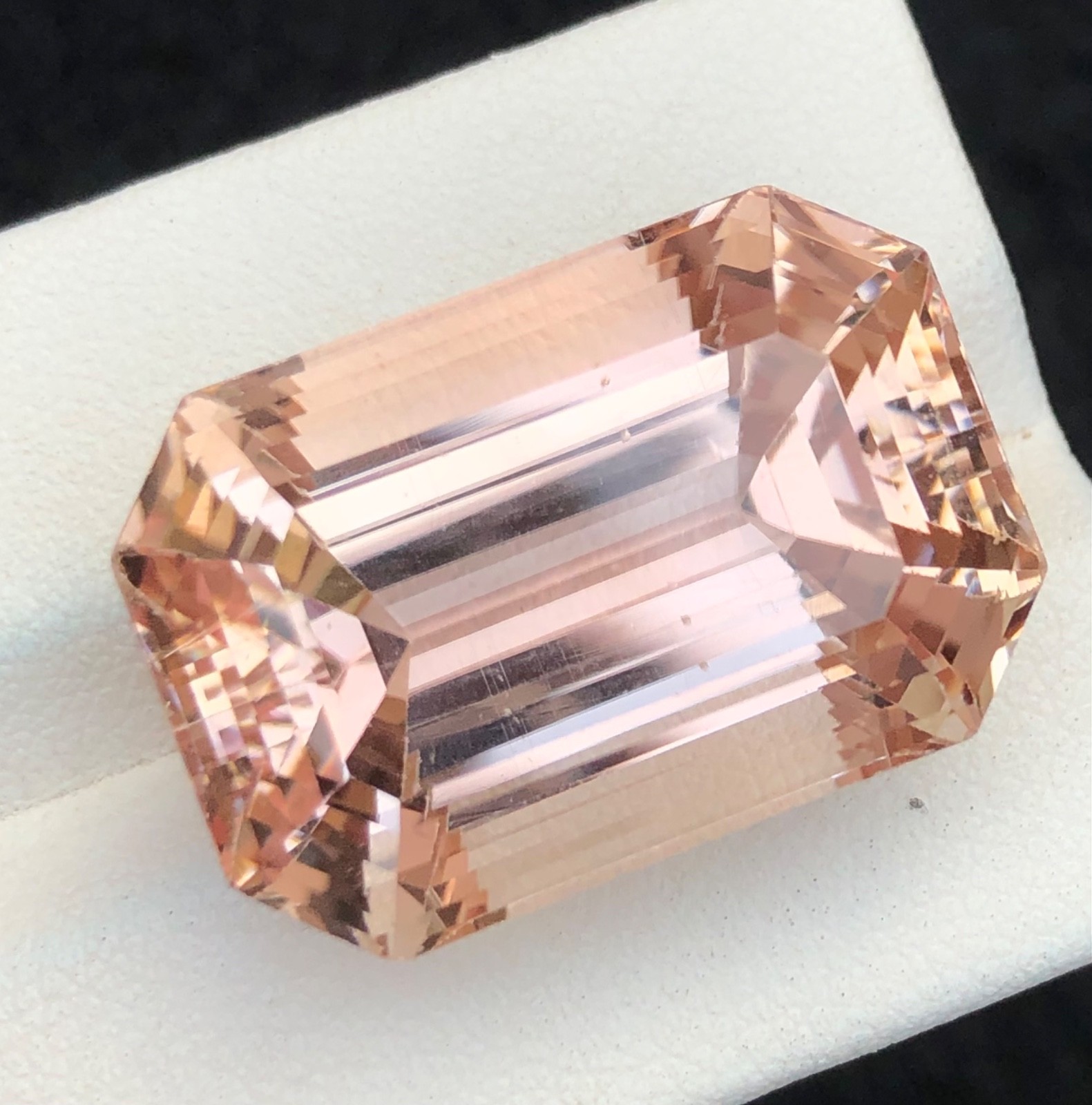 50 Carat Natural Cut Top Quality Peach Kunzite, loose Gemstone from Afghanistan