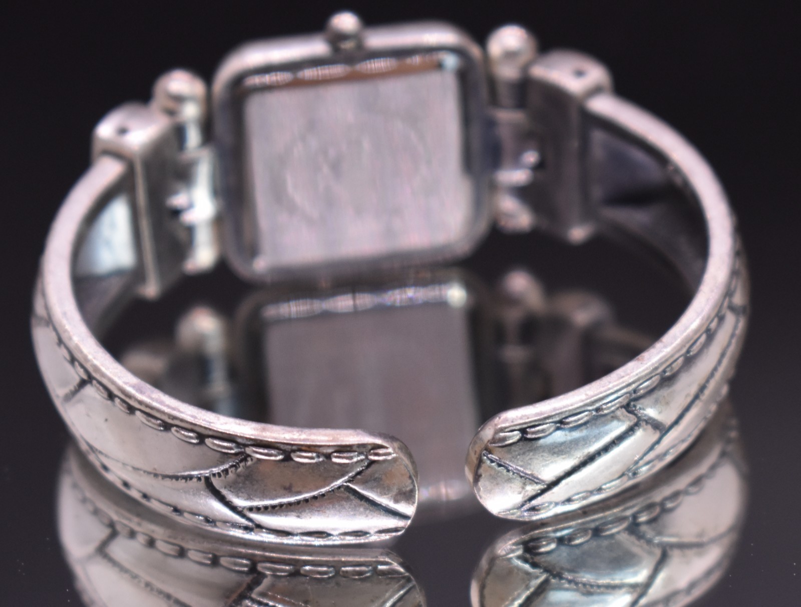 CHICO’S Silver Tone Square Dial Watch Women OX Cuff Bracelet Band NEW BATTERY