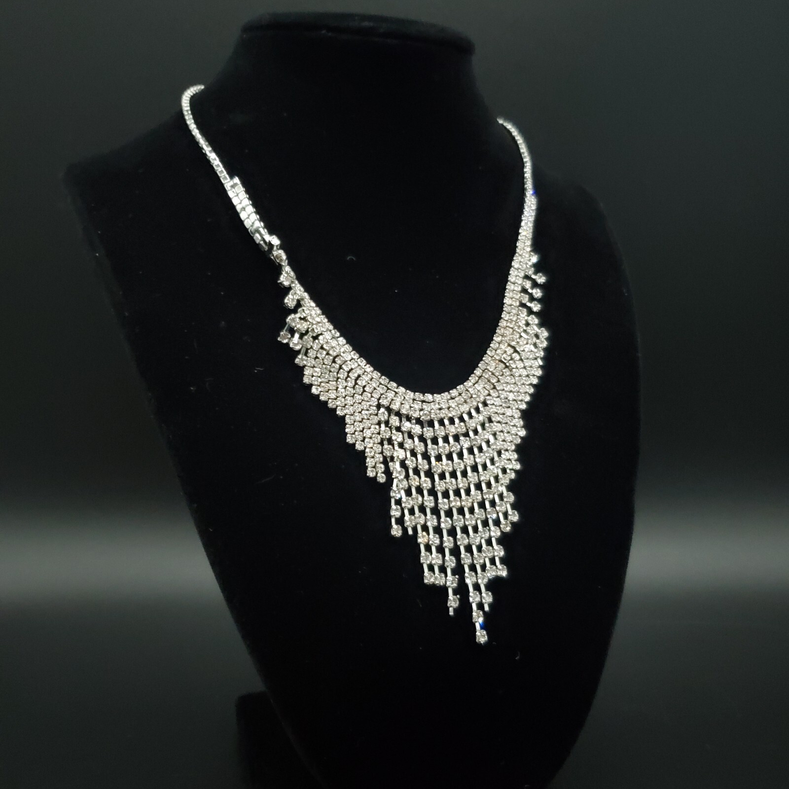 Women Rhinestone Tassel Necklace Jewelry Accessory Choker 96-3