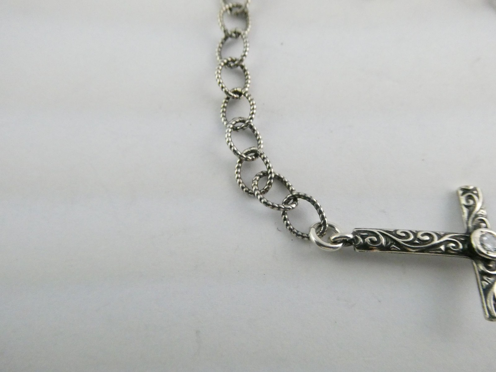 Opulenza Israel Sterling Silver Cross Bracelet 925 8 Inch Length 8.5g Weight