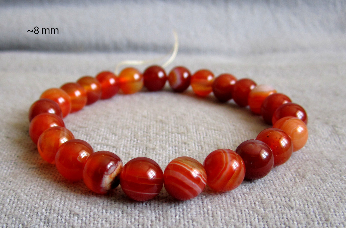 bracelet from born Red Agate – Balls ~ Ø 6.3 & 8.3 mm / 15-21 cm – Elastic