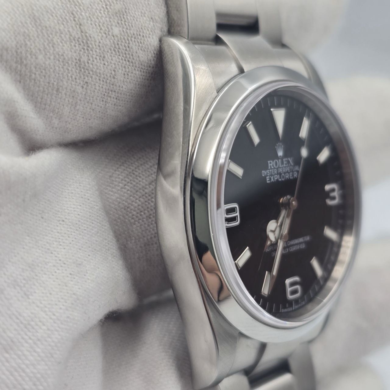 2008/2009 PAPERS Rolex Explorer l 114270 36mm Steel Black Dial Watch BOX
