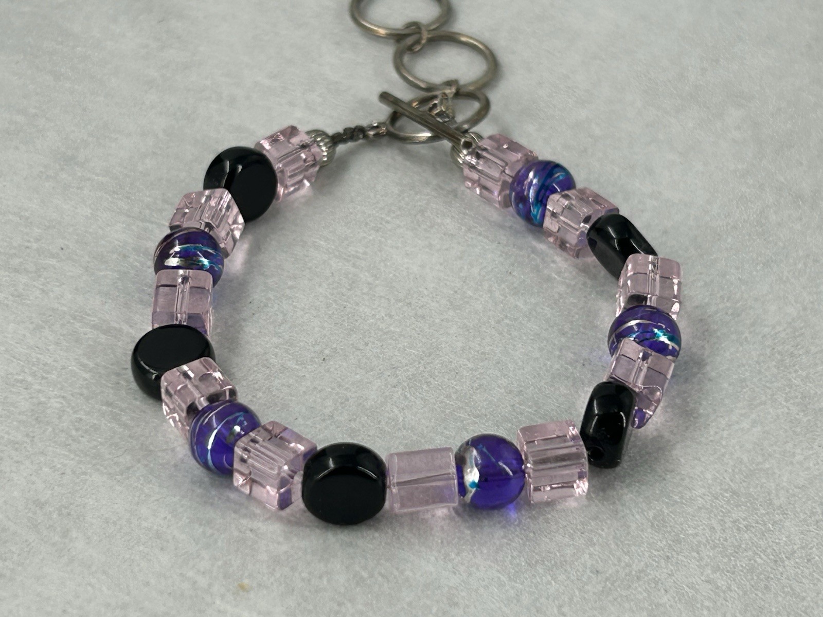 Handmade Shades of Purple Glass Bead Bracelet