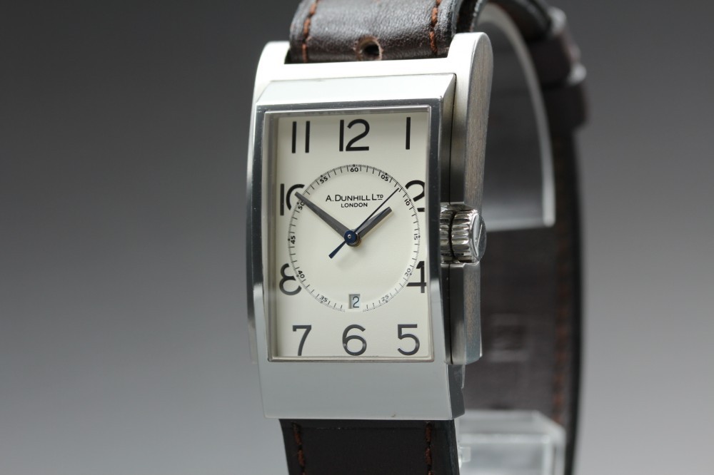 Near MINT Dunhill Rectangular 8052 Date White Tank Quartz 27mm Men’s Watch