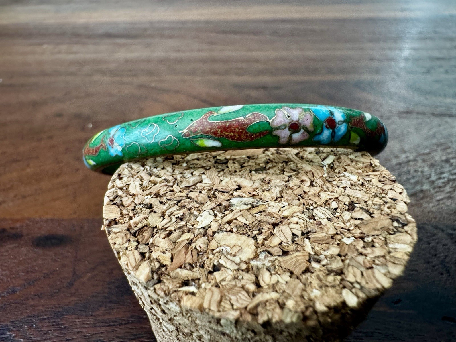 Vintage Green Brass Floral Design Cloisonne Enamel Skinny Bangle Bracelet Asia