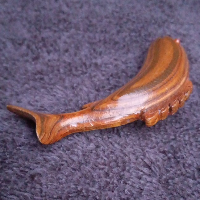 Carved Brown Fish Brooch Pin 3 in Long, Animals & Fishing Theme Vintage