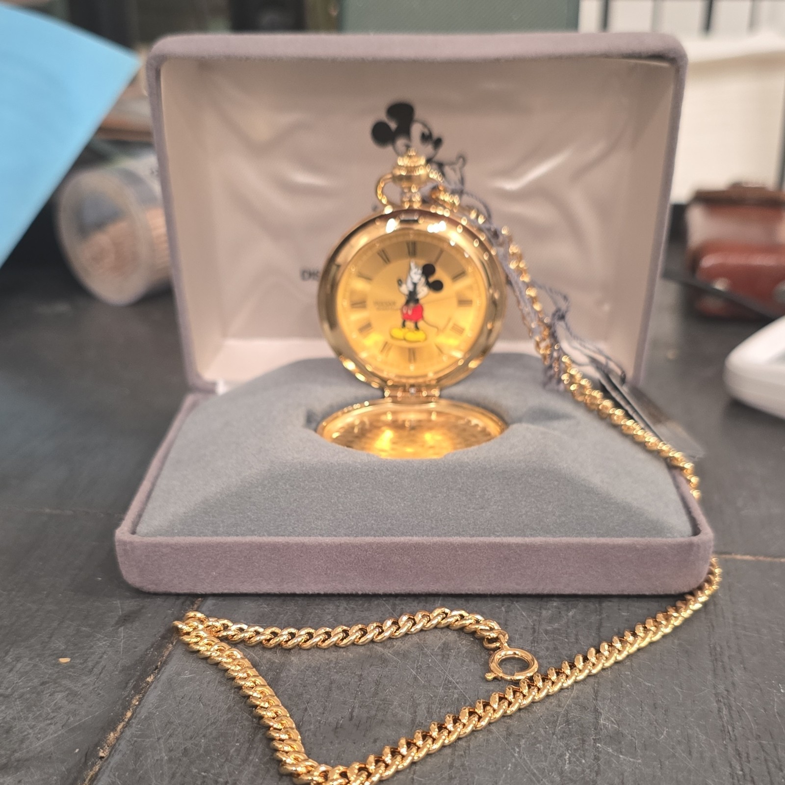 Pulsar Disney Mickey Mouse Quartz Full Hunter Pocket Watch w/ Chain Box Manual
