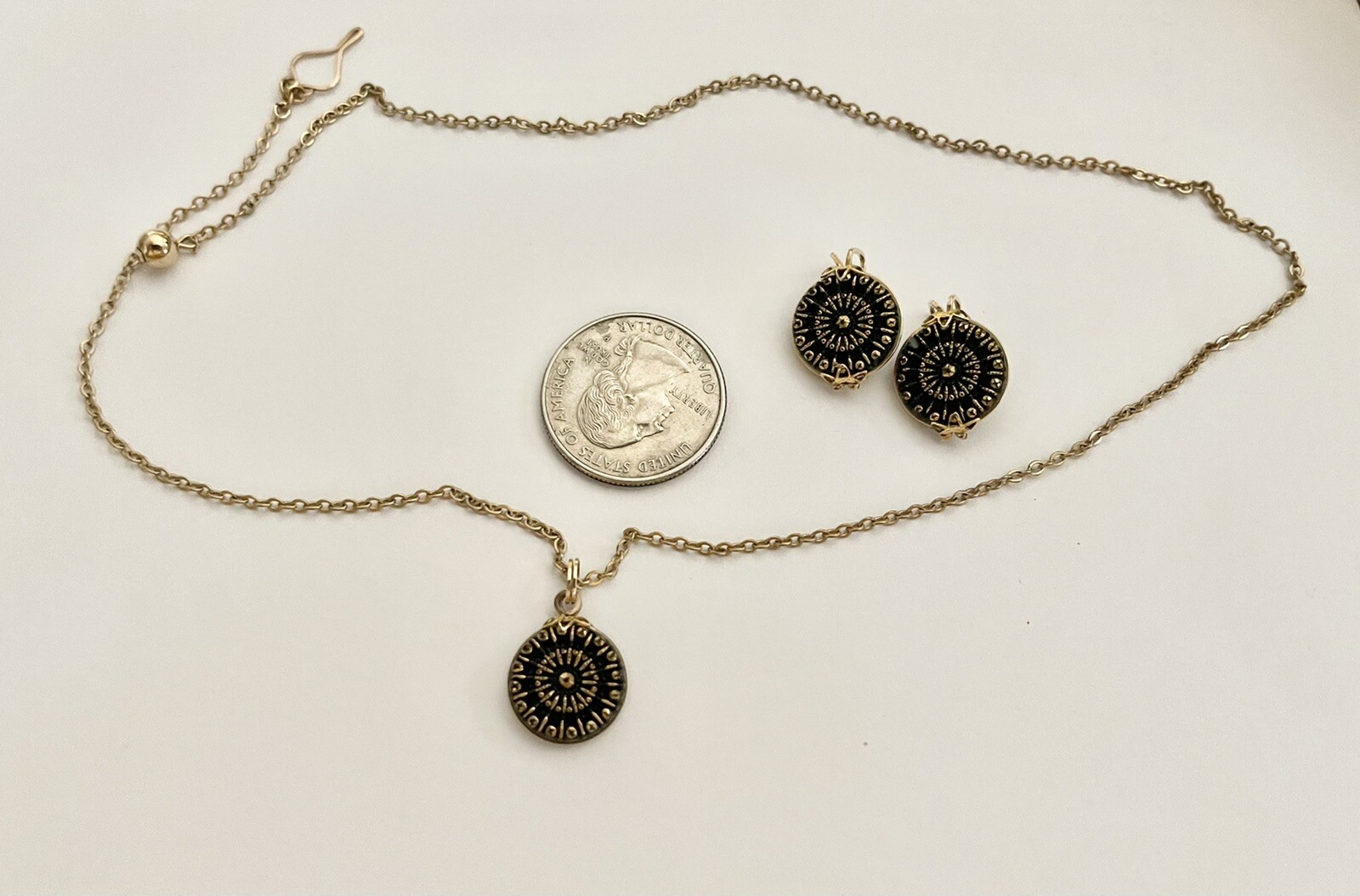 Vintage MCM Hillcraft Black & Gold Pressed Glass Necklace & Clip Earrings Set
