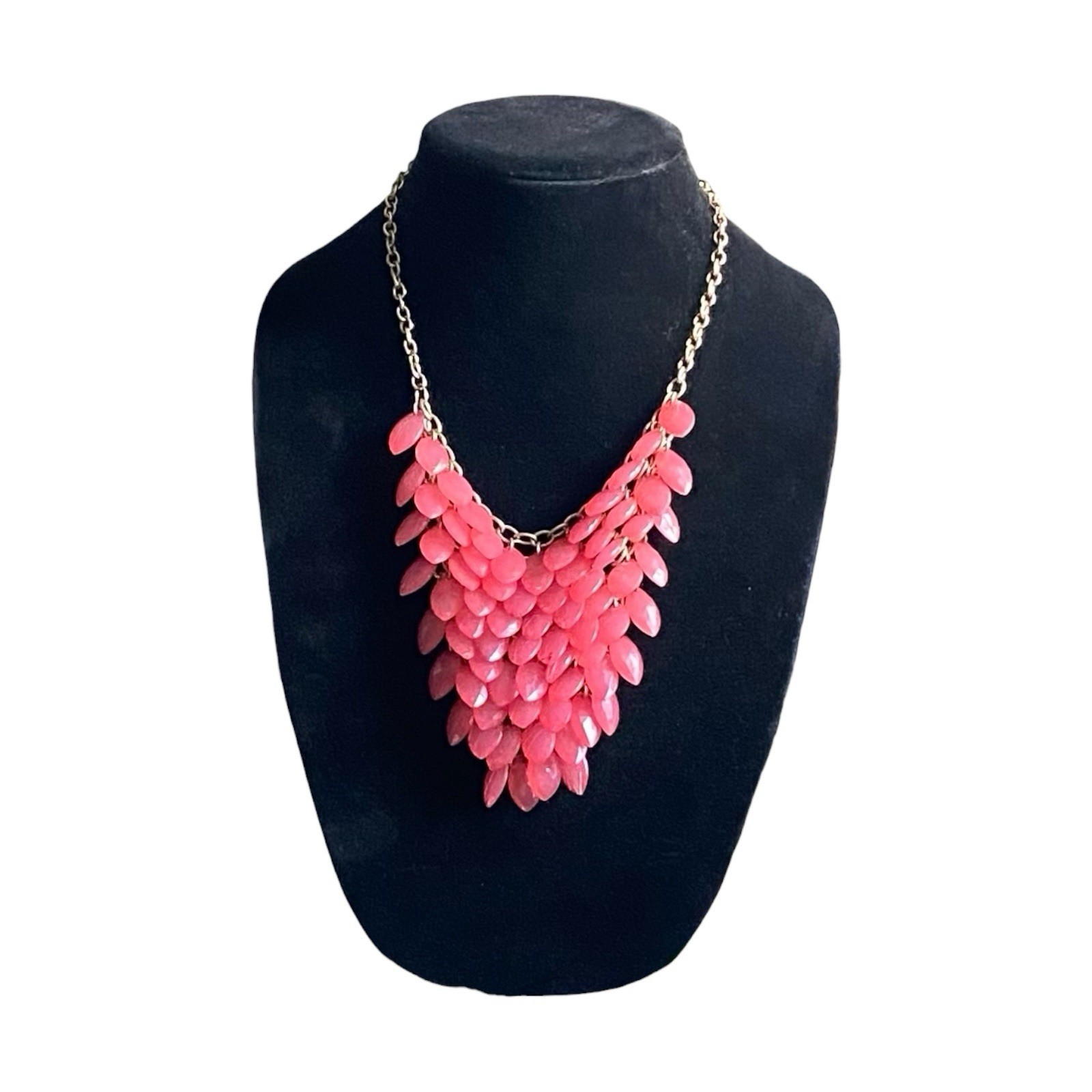 Vintage Hot Pink Teardrop Bib Necklace Statement Flower Petal Design Boho A330