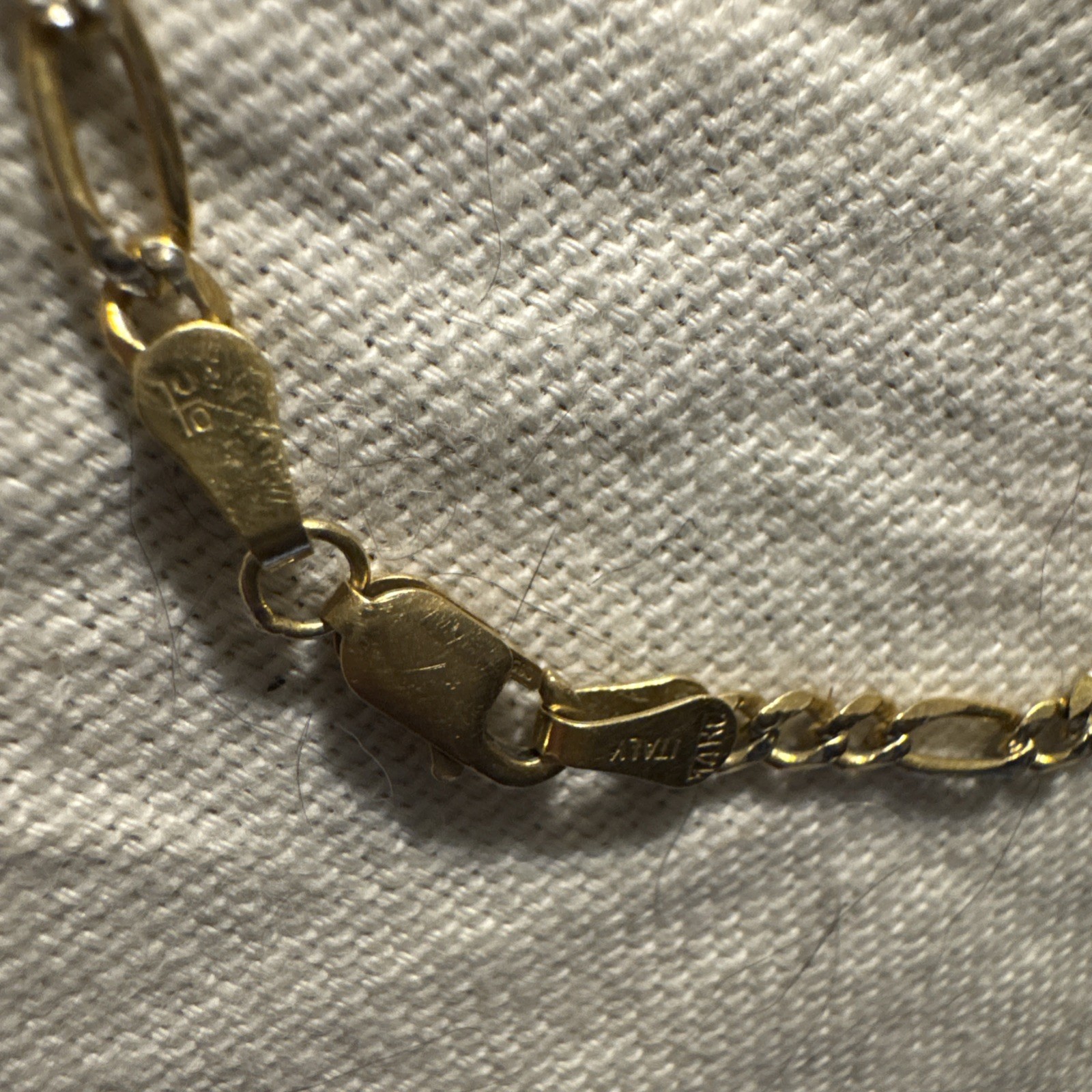Vintage 14K Yellow Gold Figaro Link Bracelet 7 1/8″ Italy 3.24g