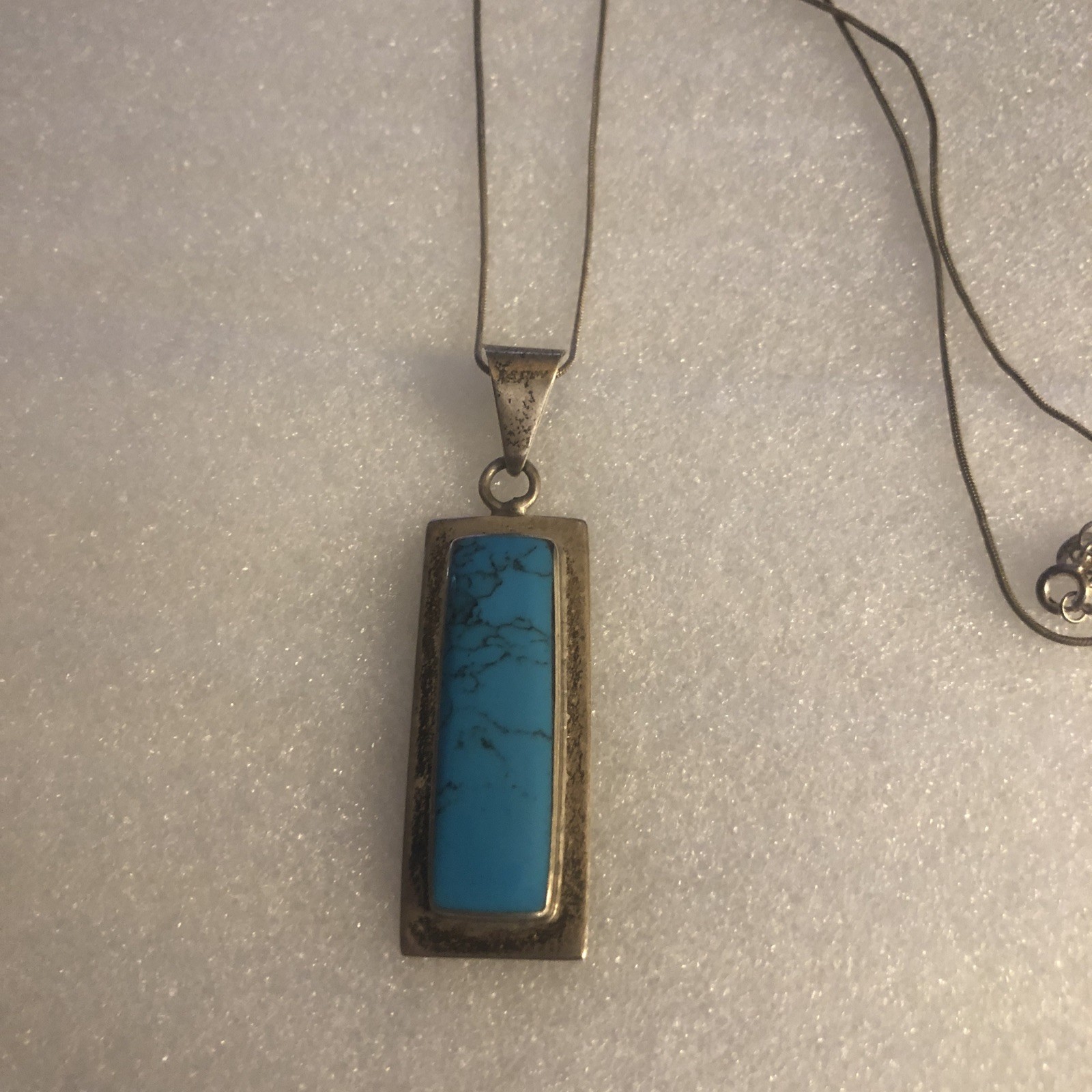 Mexican sterling silver turquoise pendant From Bale 2 1/2 Inches Long Chain 18