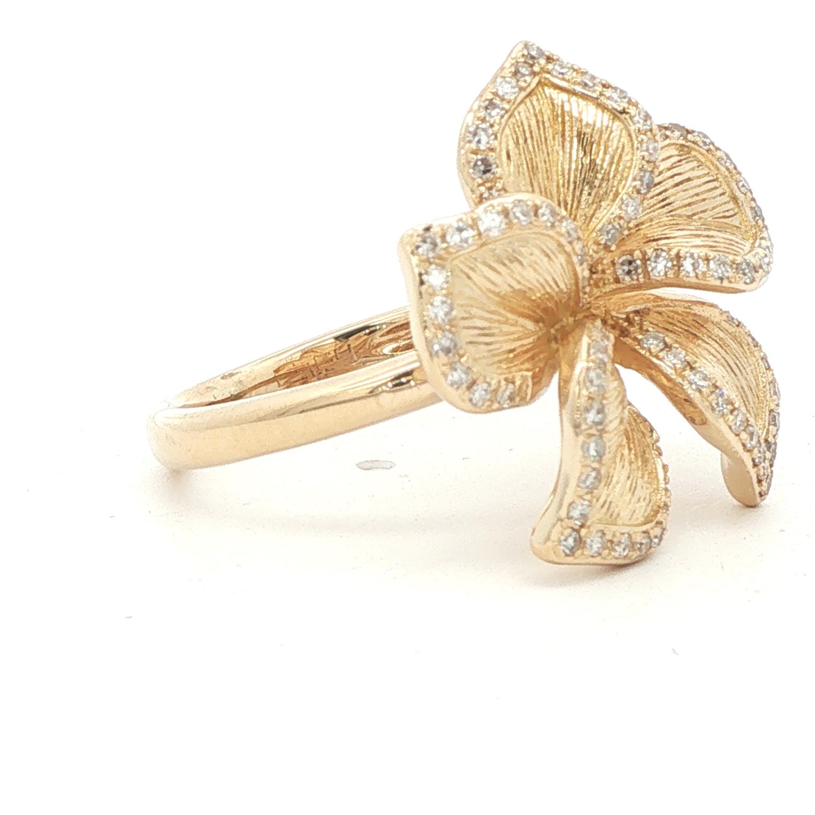 EFFY 14K Gold Pave Round Diamond Accent 5-Petals Ribbed Flower Statement Ring