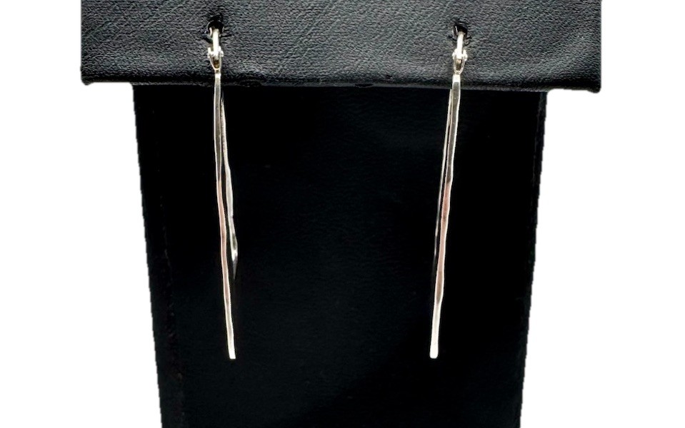 Designer Finola Huges Bolivia Sterling Silver Hammered Modernist Hoop Earrings