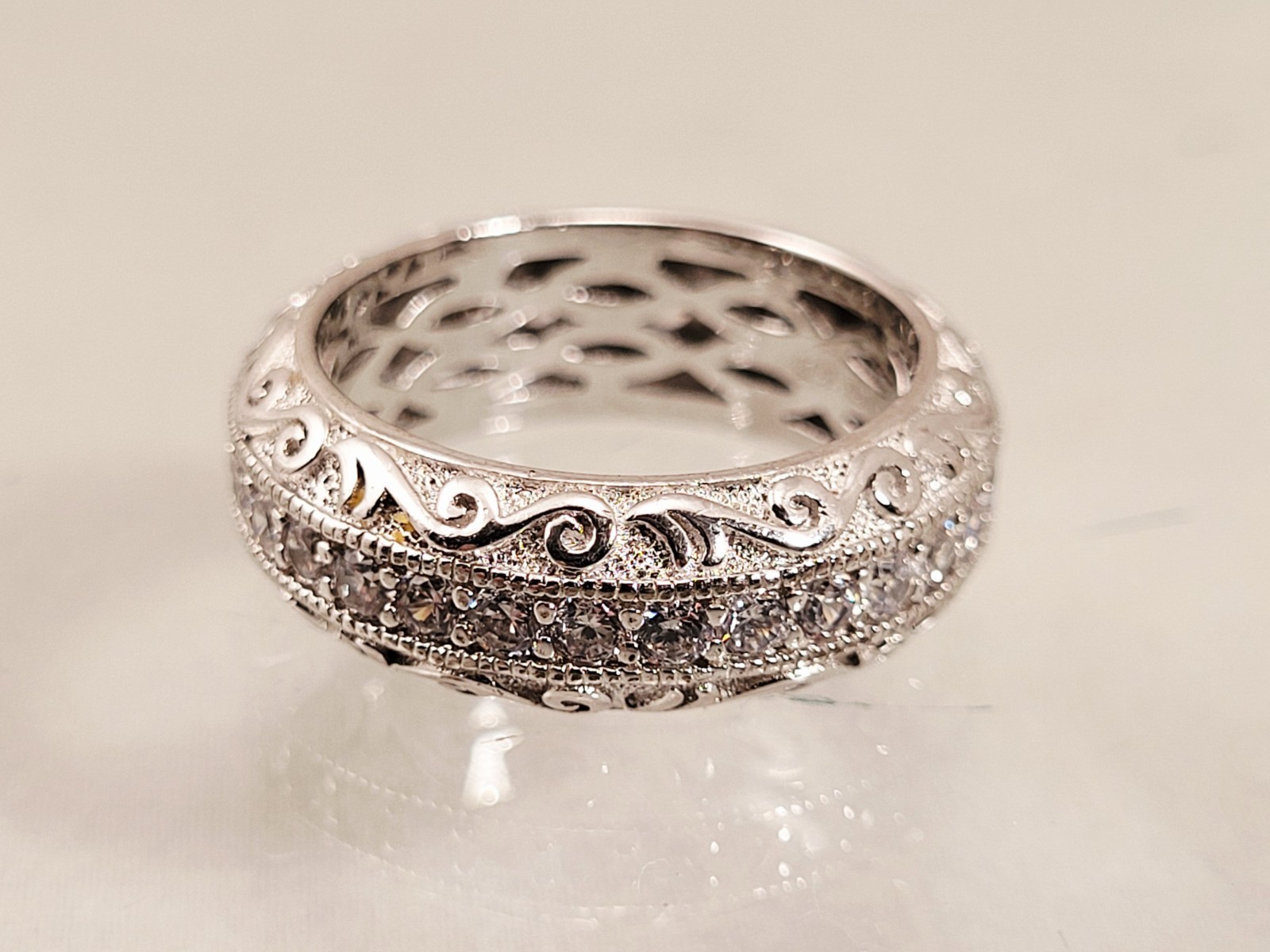 VANNA K for BELLA LUCE BEAUTIFUL ETERNITY STERLING SILVER CZ BAND RING SZ 6