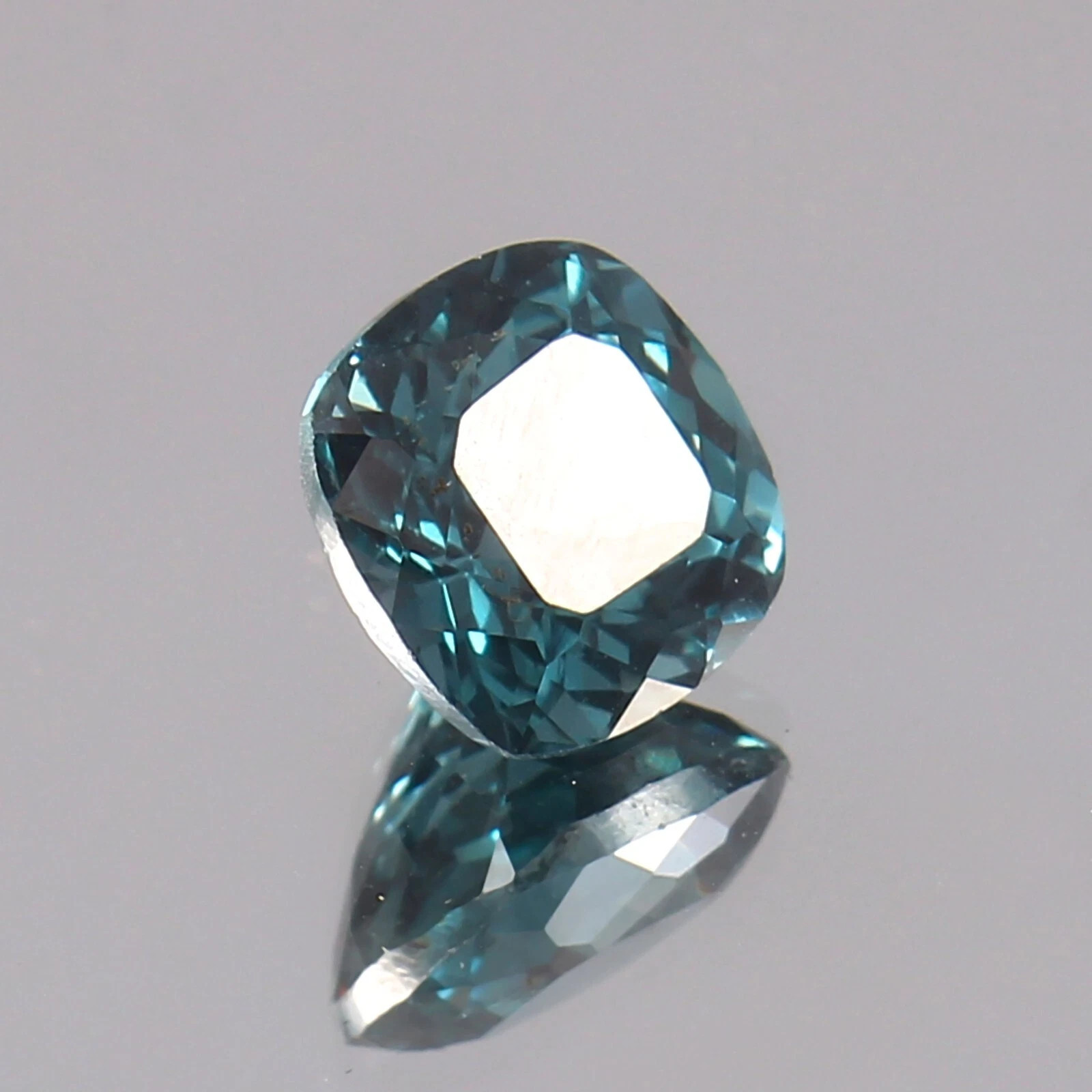 AAA 11×11 MM Natural Indicolite Blue Green Tourmaline Loose Cushion Gemstone Cut