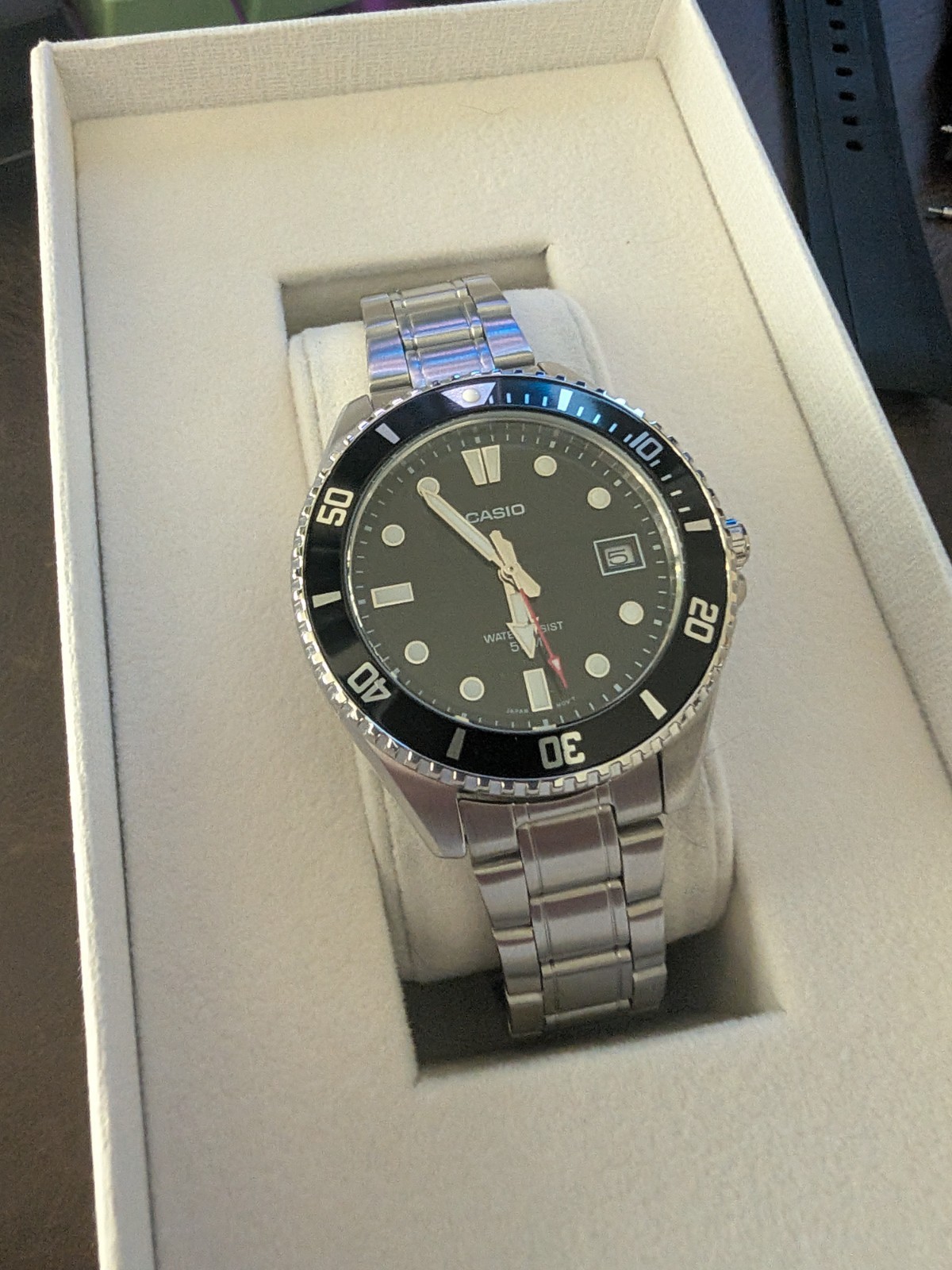 Casio 36mm Mini Duro – MDV-10D-1A1VDF