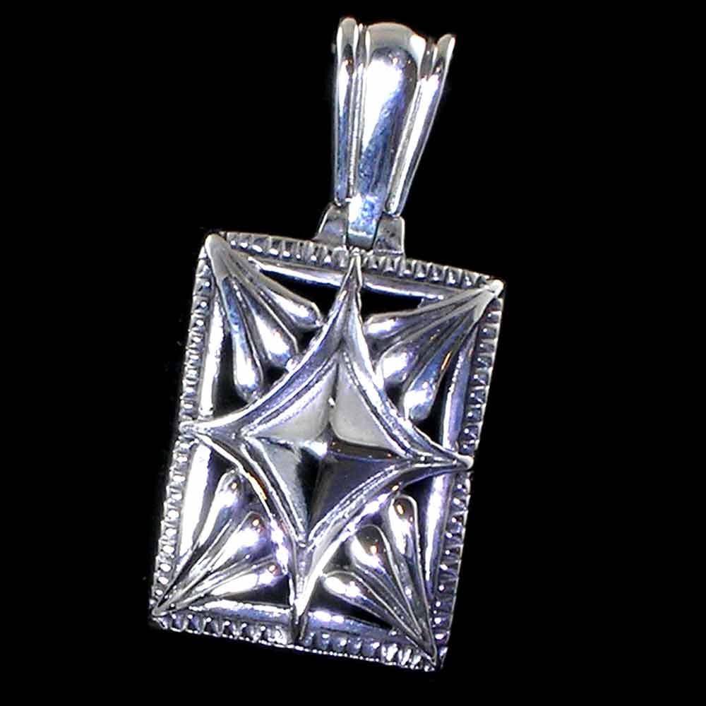 HIGH POLISHED DIAMOND SHAPE PATTERN PENDANT __925 STERLING SILVER