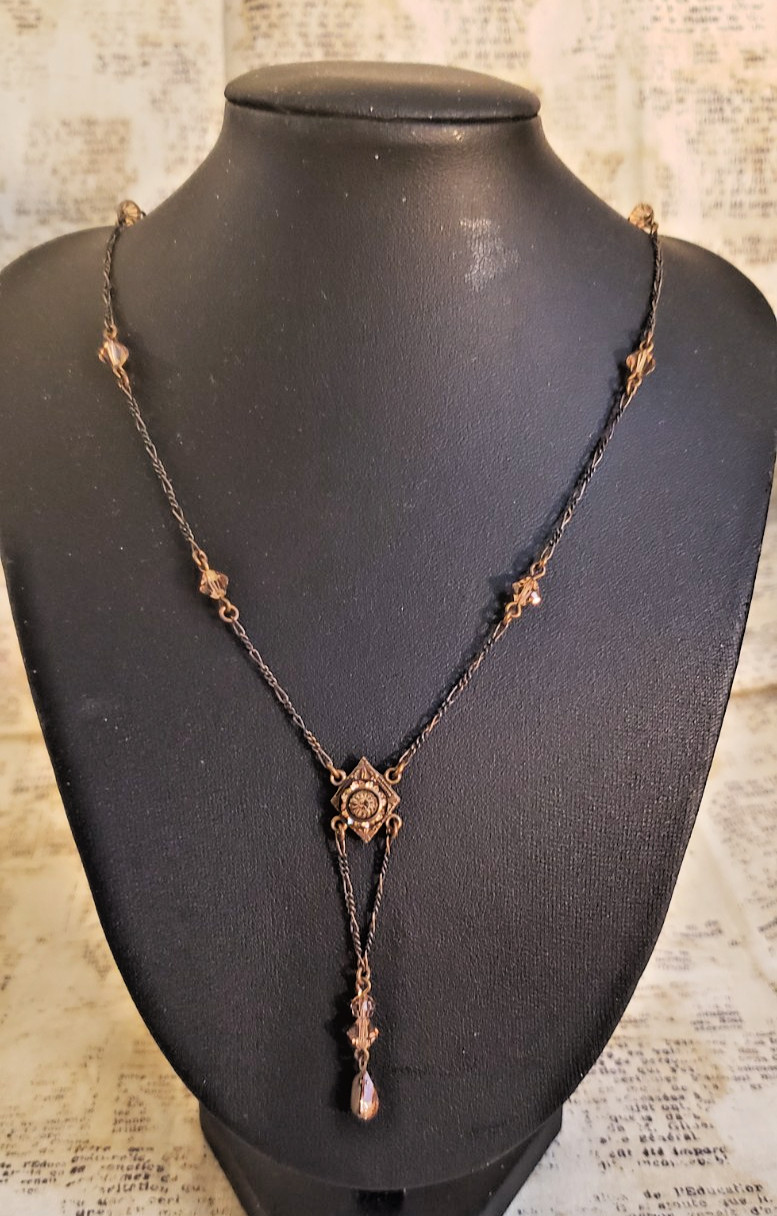 Classy, Elegant, Delicate – Liz Palacios Antique Style Necklace with Bracelet