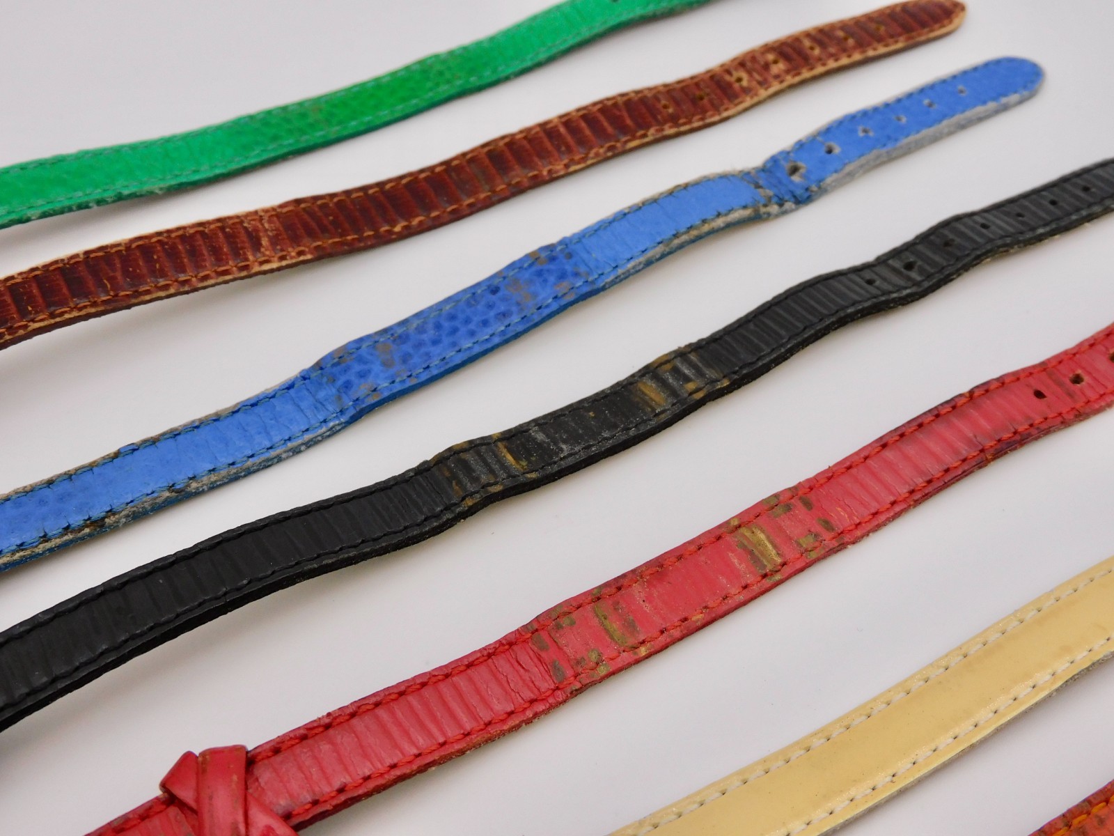 FENDI 640L Color Change Belt Gold Quartz Womens Watch in Box