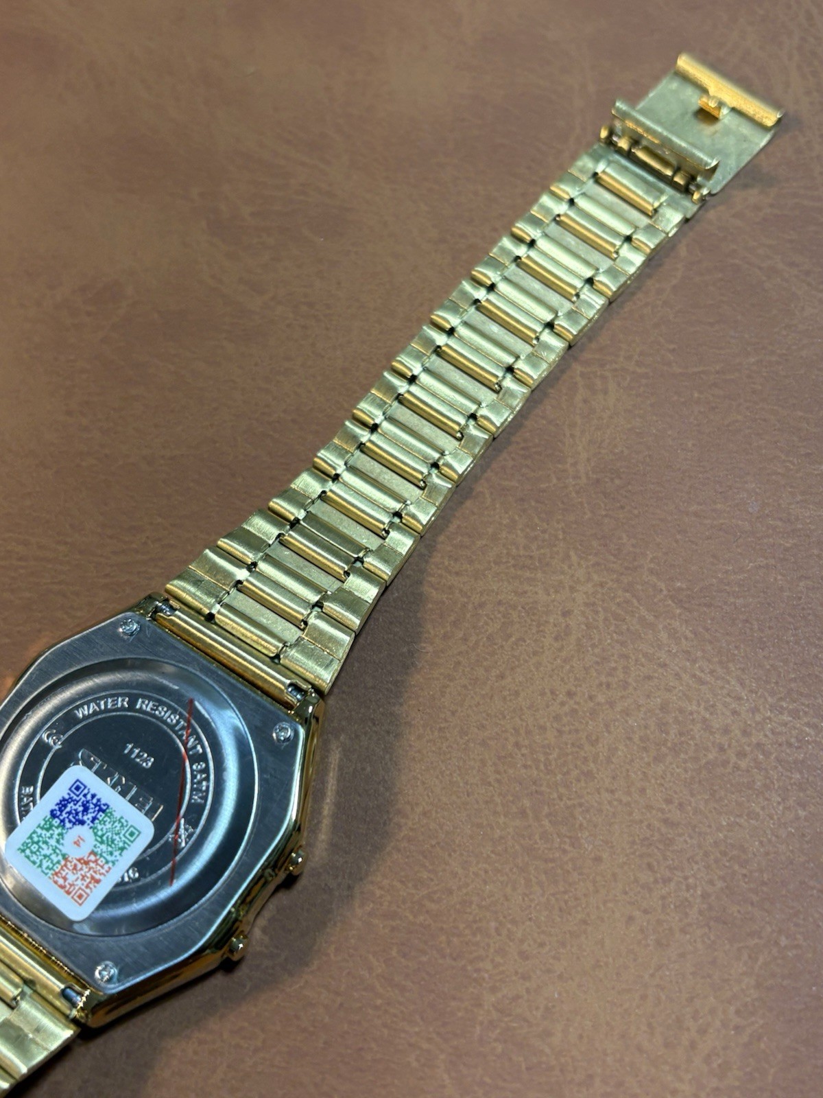 Retro Design Skmei Digital Men Watch WR30M,Gold Tone,Chrono,Alarm,Runs