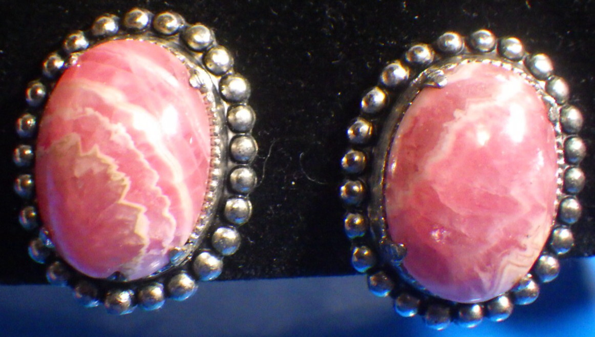 vintage vivid old Rhodochrosite sterling silver screw back earrings maker JJJ co