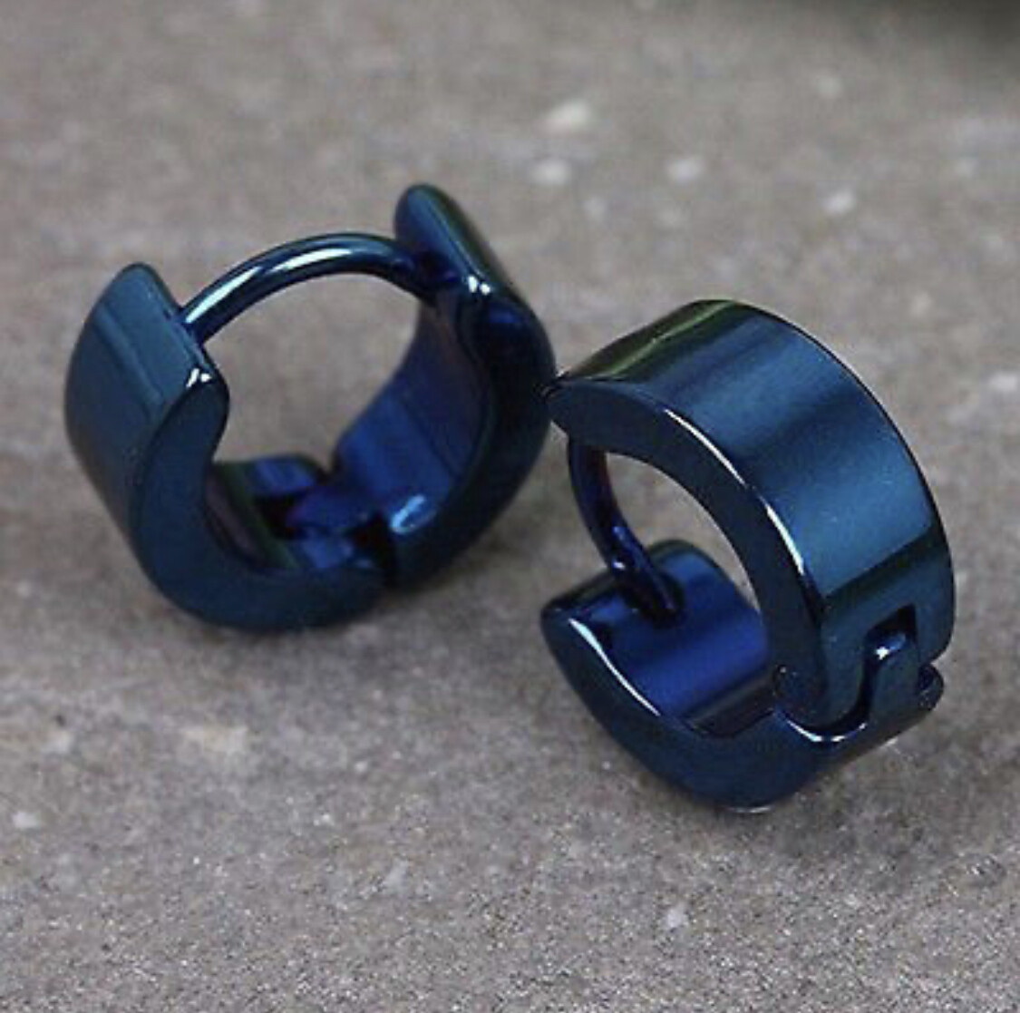 2PCS Stainless Steel Hoop Earrings for Men Women Small Huggie Hoop Ear Piercings