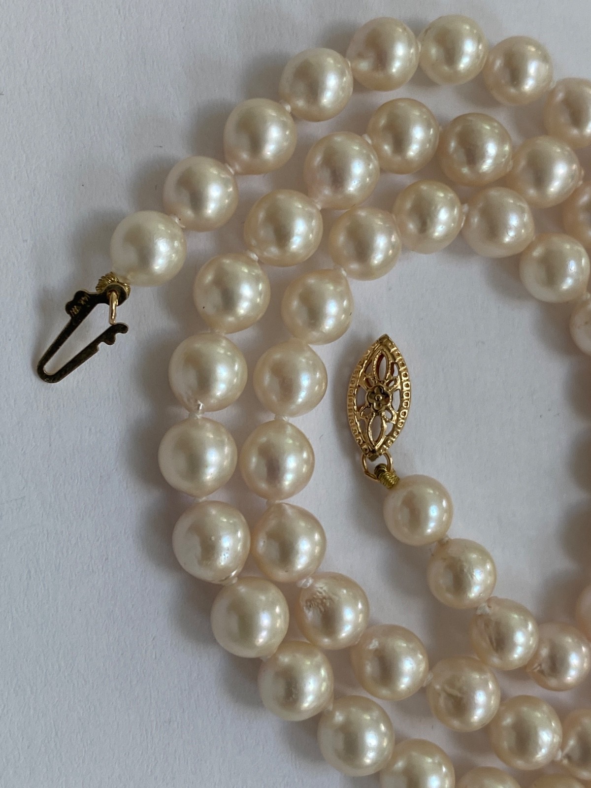 Exquisite Natural Pearl Necklace with 14k Gold Clasp 46 cm Long Perfect Gift