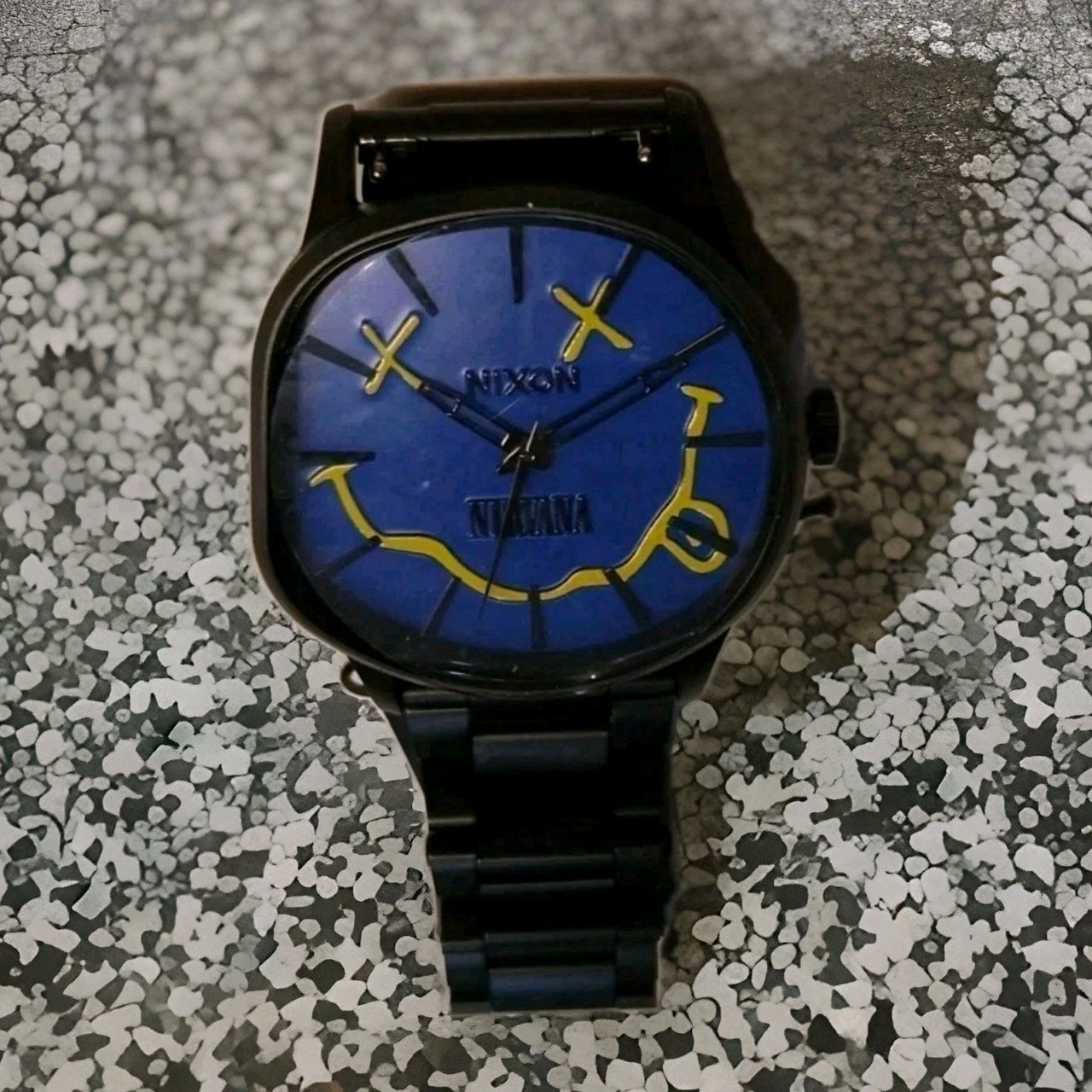 Rare Nixon Nirvana Sentry “Wobble Blue” Smiley Limited Edition Watch New