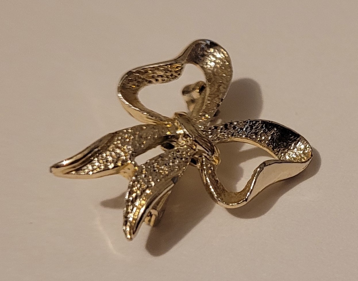 Vintage Gerry’s Textured Gold Tone Bow Brooch