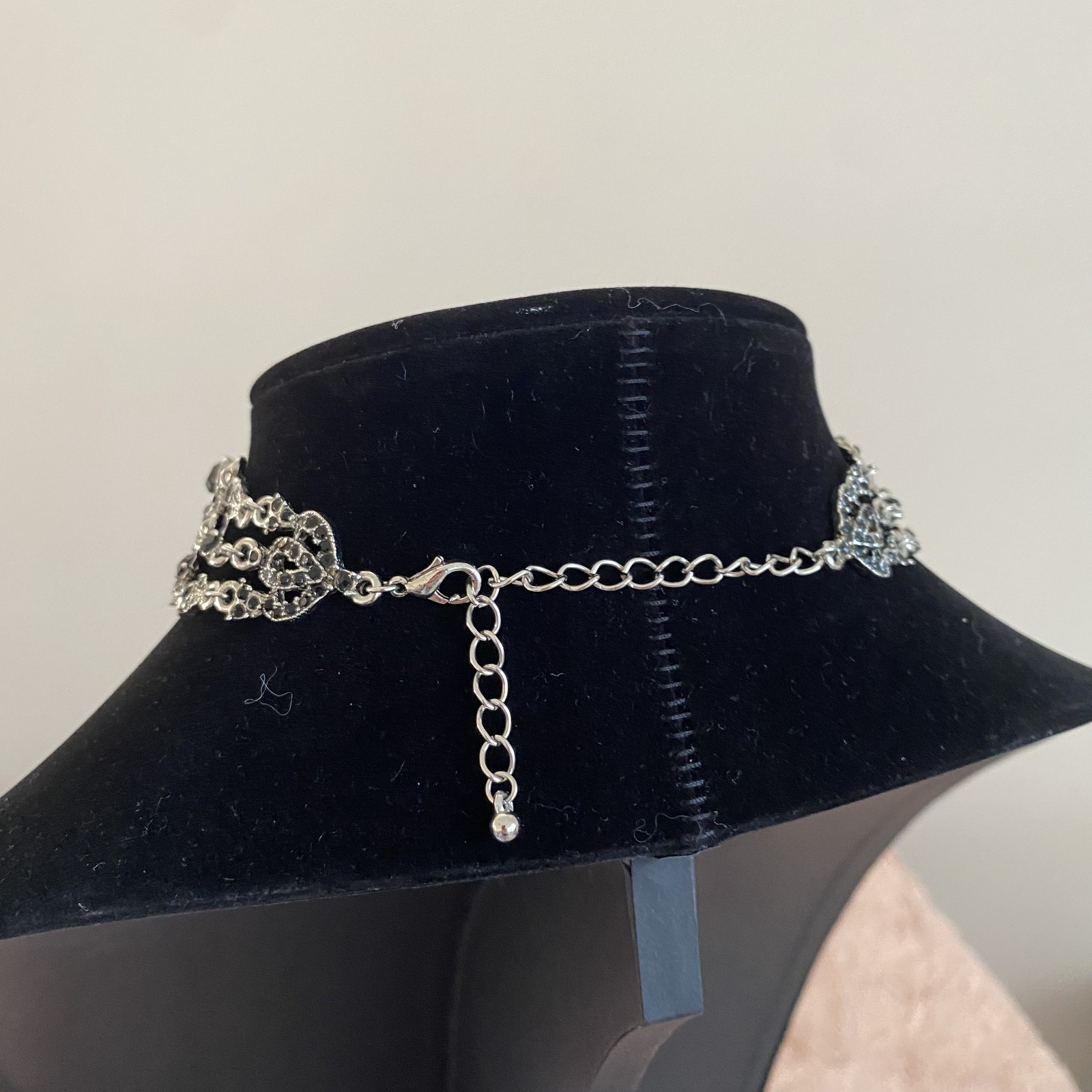 Choker Necklace Black Rhinestone Heavy Chunky 15 inch Glamours