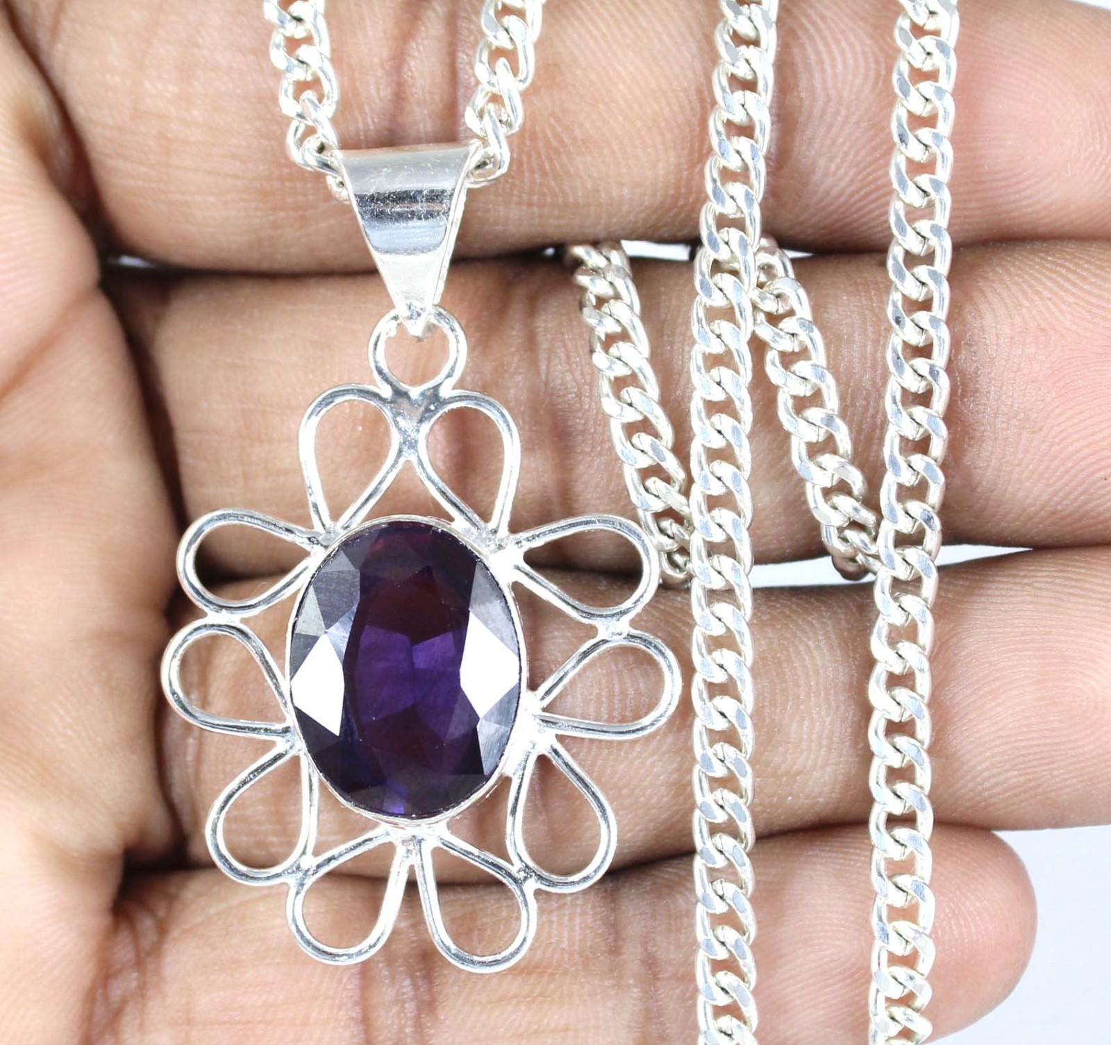 Natural 14.55 Ct Boysenberry Sapphire Oval Gemstone Certified Pendant Labor Day