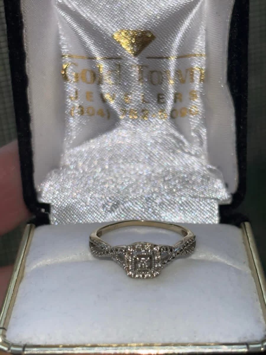 Gold Town Jewelers Diamond Halo Square Engagement Ring White Gold