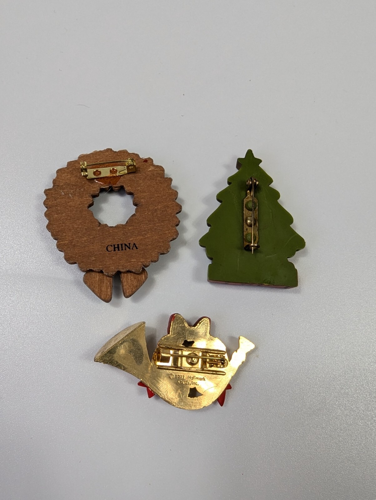 Vintage Lot 1980s Christmas Pins Brooch Wreath Tree Hallmark French Horn