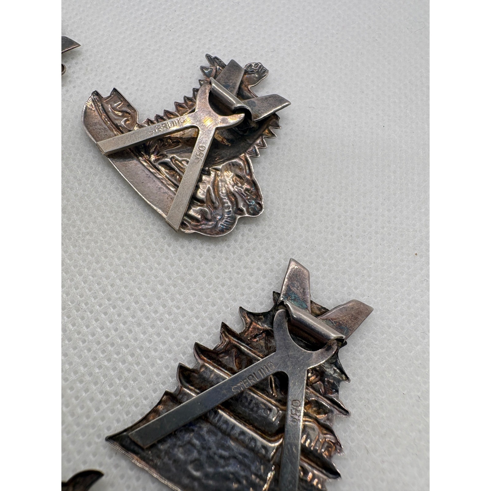 Vintage 950 Silver Japan Scarf Clip Set Dragon Boat Pagoda Samurai Fan 16.38g