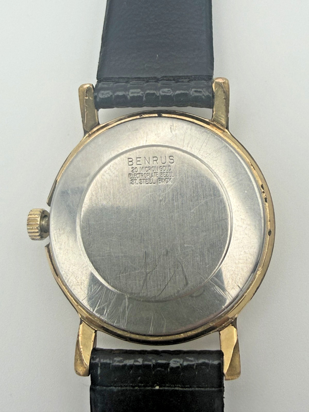 Benrus Men’s Round Manual Wind Vintage Mechanical Wristwatch – Lot 134