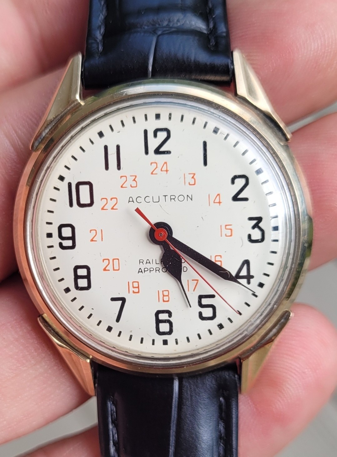 Bulova Accutron 214 (back set) Railroad Approved Gold Filled Watch Runs!